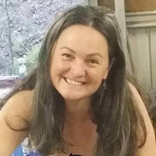 Julie Lawrence